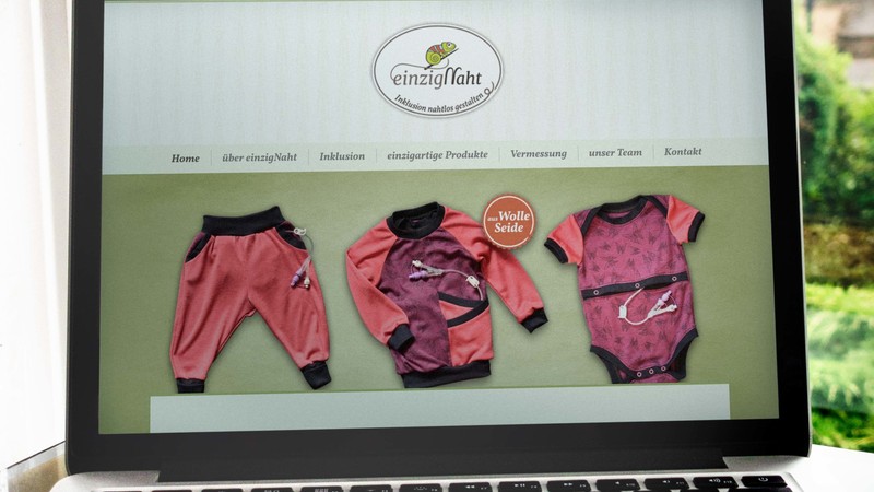 Vorschau der Website einzigNaht auf einem iPad
