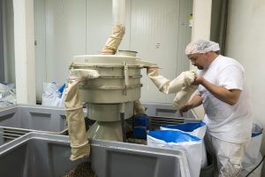 Sebanstian Vollrath ist zufrieden mit seinem Job, trotz körperlicher Anstregung.