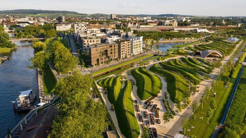 Luftbild des Bundesgartenschau-Geländes bei gutem Wetter. Foto: BUGA Heilbronn 2019 GmbH/Westenberger